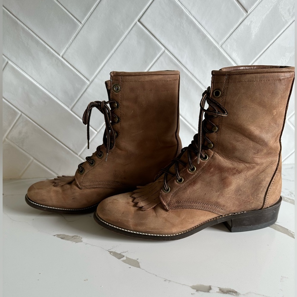 Laredo - Picture 2 of 5